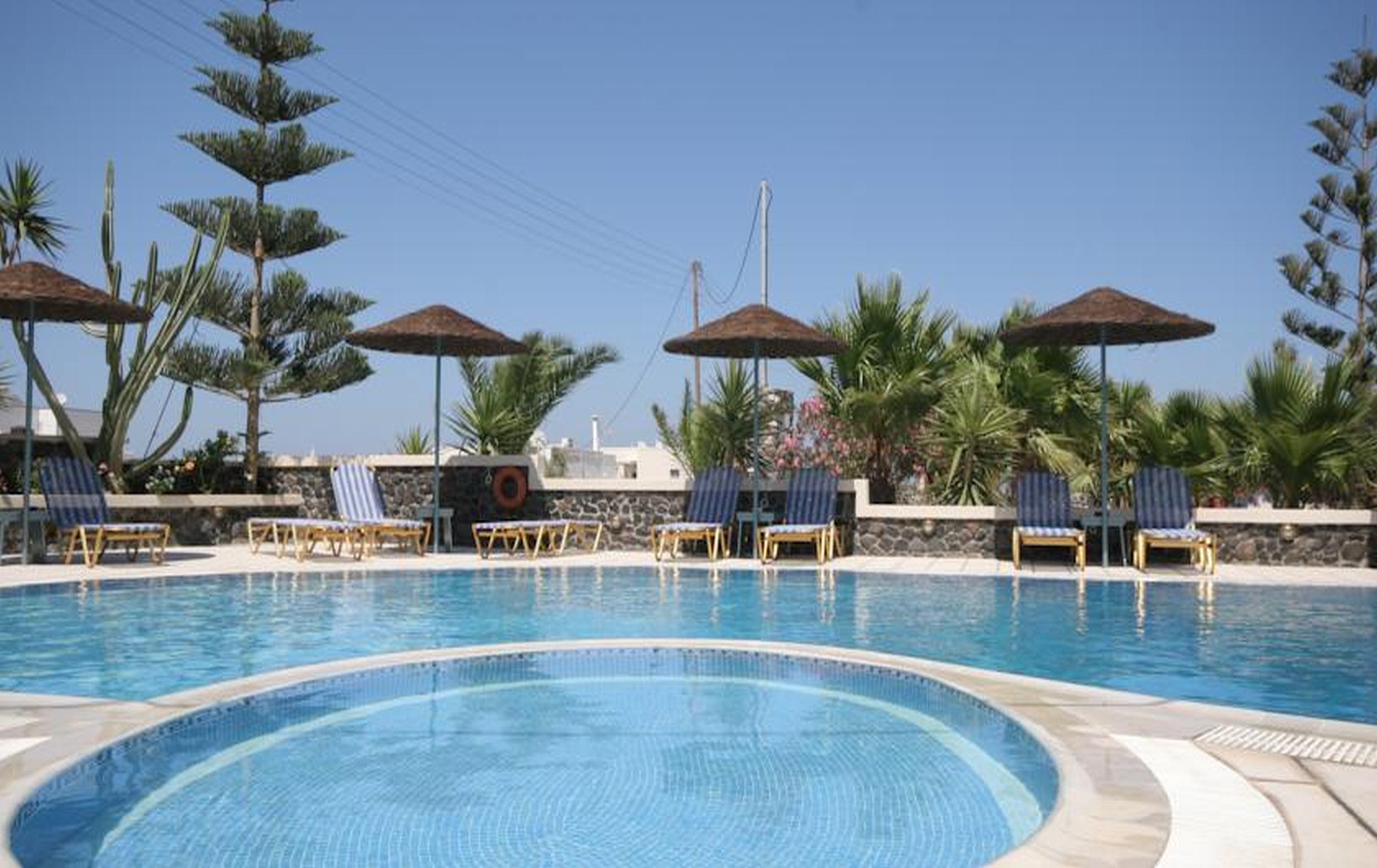 Castro Hotel Kamári Екстериор снимка