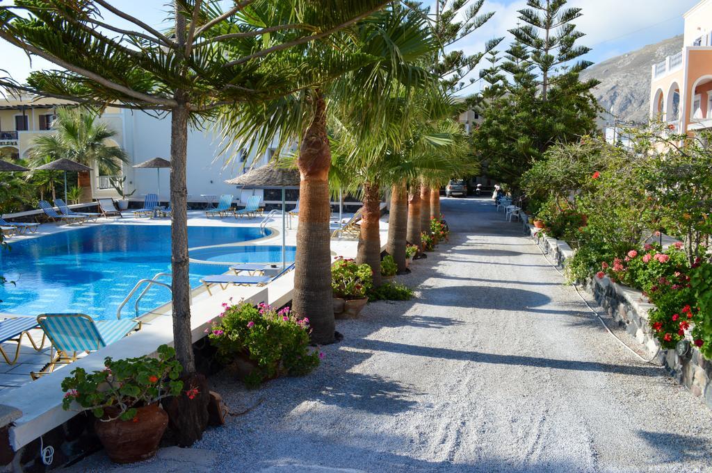 Castro Hotel Kamári Екстериор снимка