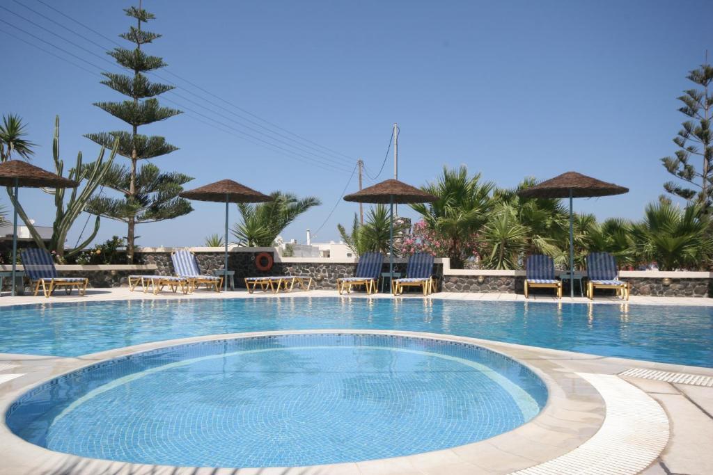 Castro Hotel Kamári Екстериор снимка