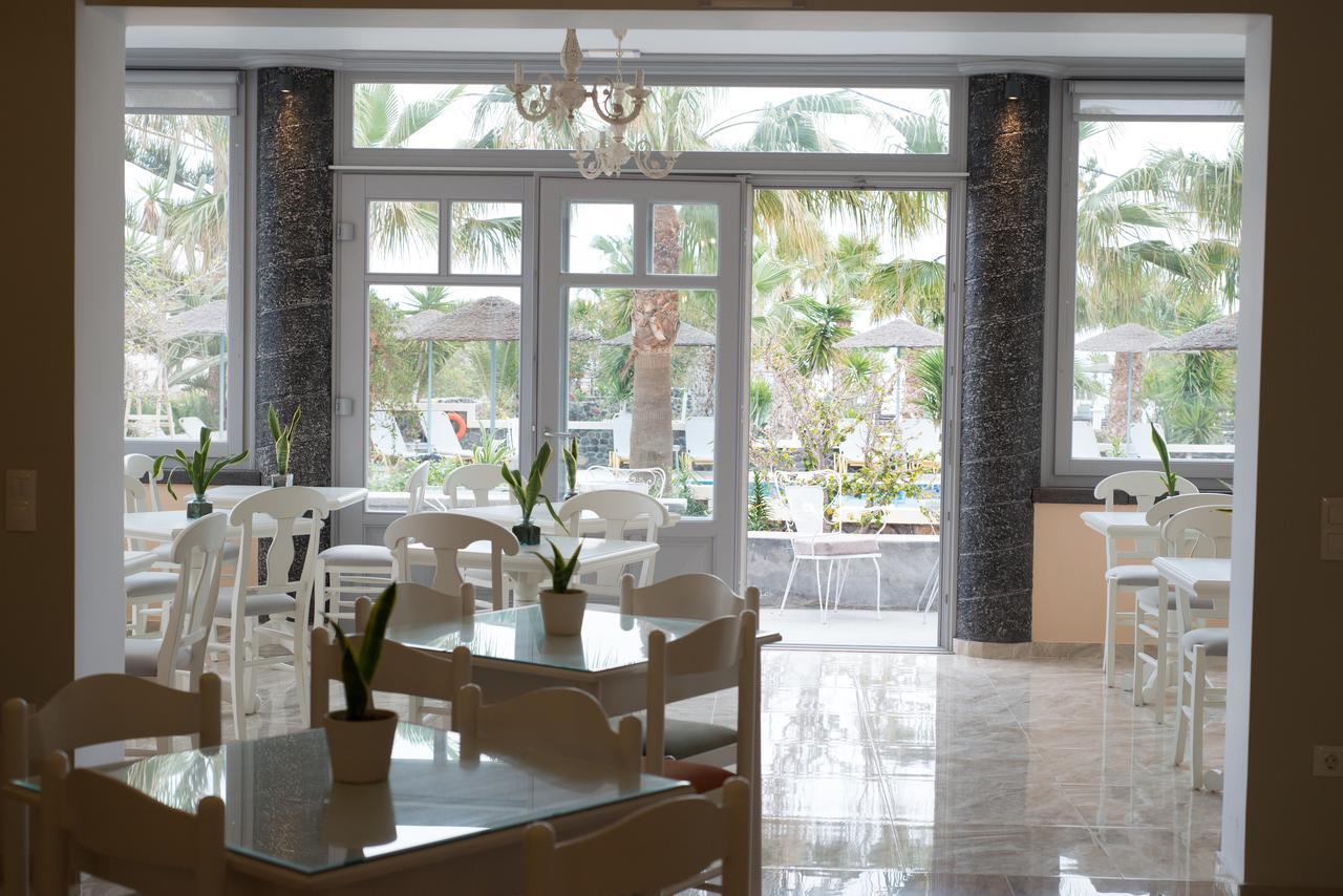Castro Hotel Kamári Екстериор снимка